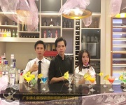 廣州南沙萬達維意定制客戶答謝酒會專場，學員調酒活動實踐