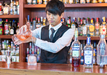 【佛山展翅調酒咖啡西點培訓學校】調酒師大山